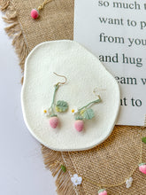 Cargar imagen en el visor de la galería, Strawberry (Pink)